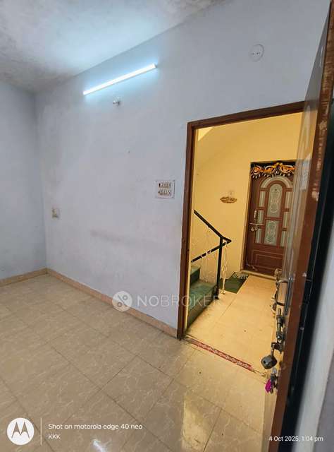 Shared Room for Female In 1 RK  In Dhanori 