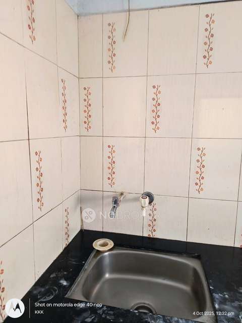 Shared Room for Female In 1 RK  In Dhanori 