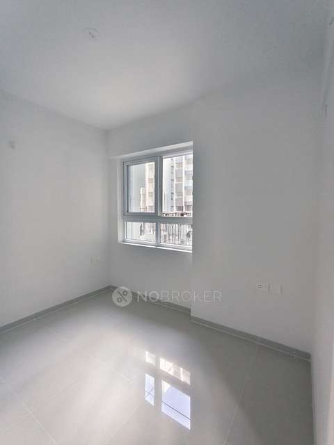 2 BHK Flat In Ds-max Skyshubham For Sale  In Hallehalli