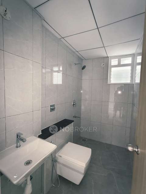 2 BHK Flat In Ds-max Skyshubham For Sale  In Hallehalli