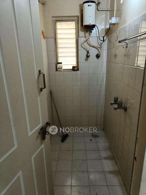 2 BHK Flat In Apartment For Sale  In  Jeevan Bima Nagar