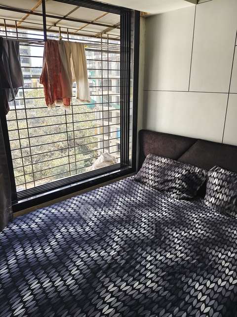 2 BHK Flat In Ishwati Chs For Sale  In Doctor Compound