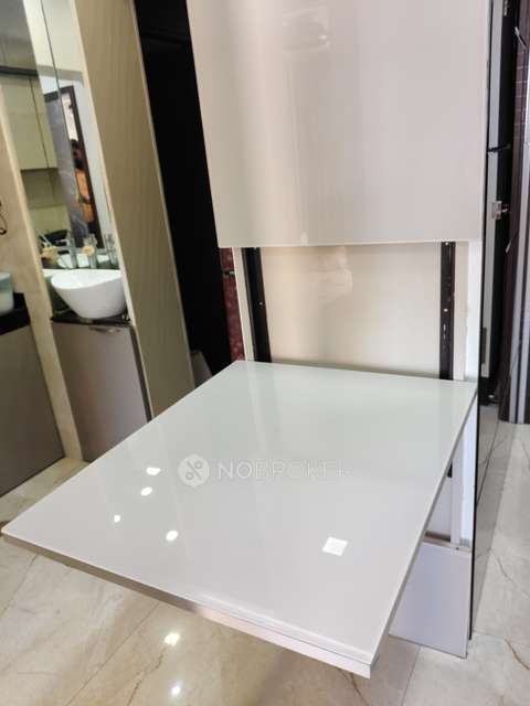 2 BHK Flat In Ishwati Chs For Sale  In Doctor Compound