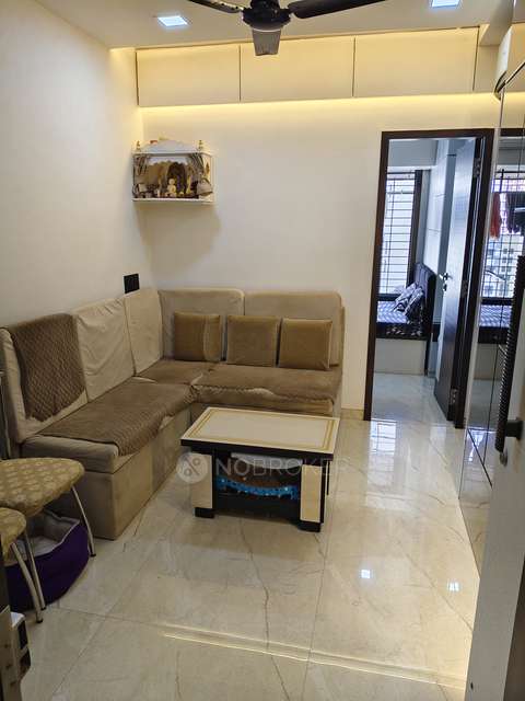 2 BHK Flat In Ishwati Chs For Sale  In Doctor Compound