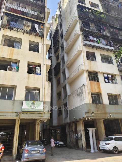 2 BHK Flat In Ishwati Chs For Sale  In Doctor Compound