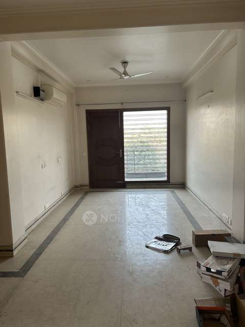 3 BHK Flat for Rent  In Sector 52