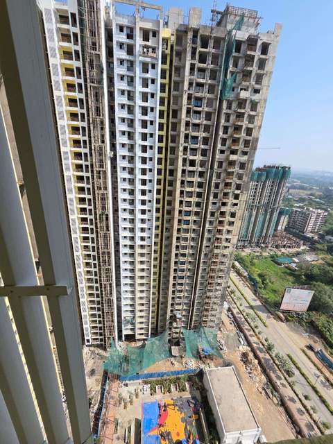 1 BHK Flat In Runwal Gardens For Sale  In Dombivli East