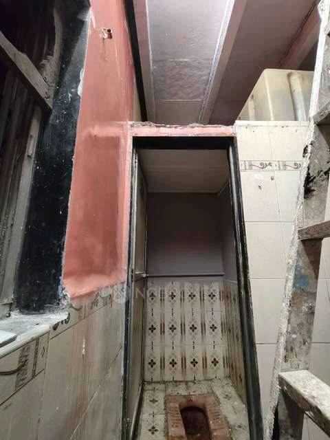 1 BHK Flat For Sale  In Taxi And Rickshaw Stand Qureshi Nagar