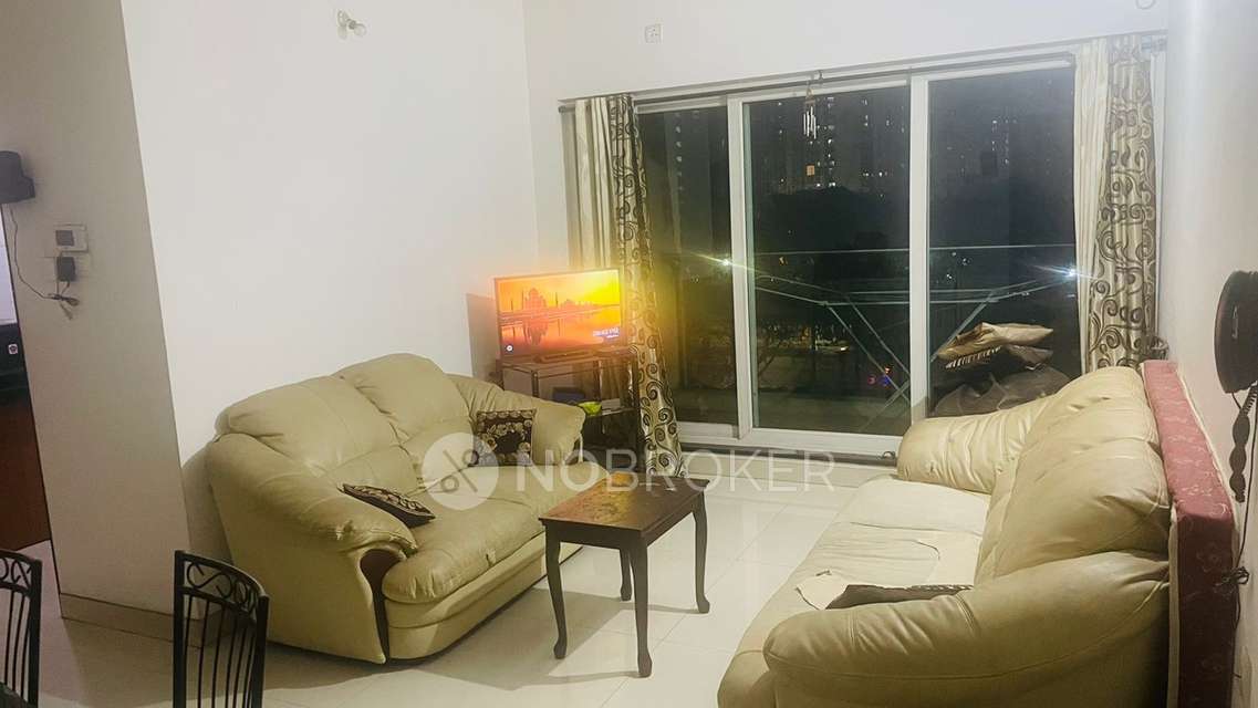 Single Room for Male In 2 BHK  In Rustomjee Azziano In Thane West 
