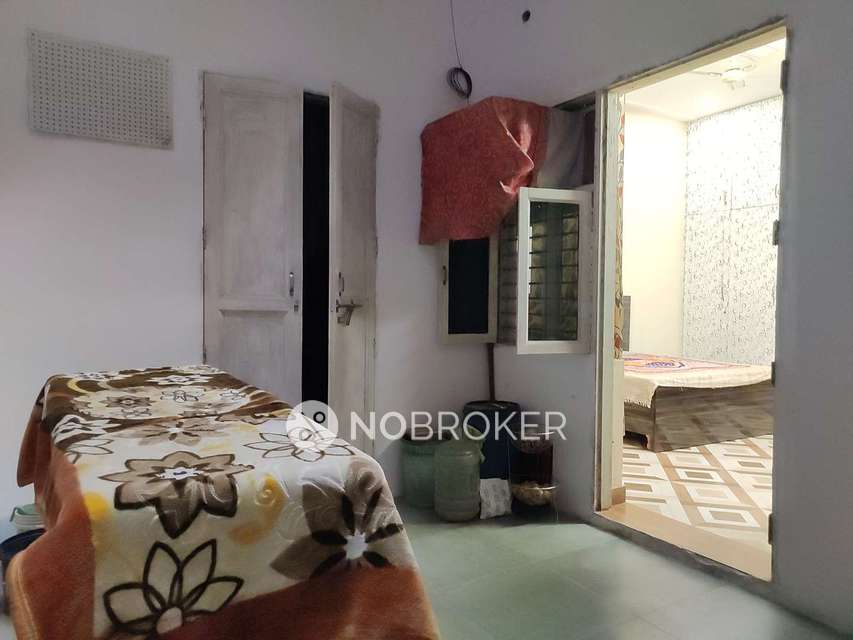 2 BHK House for Rent  In Yadav Colony 