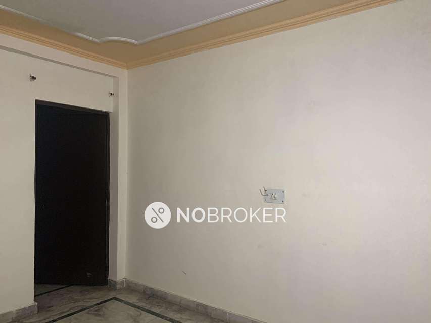 4+ BHK Flat For Sale  In Sector 24