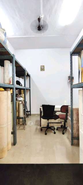 Shop in Masjid Bandar, Mumbai for sale 