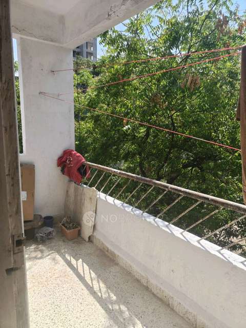 2 BHK Flat In Meera Nagar Garden Chs for Rent  In Koregaon Park