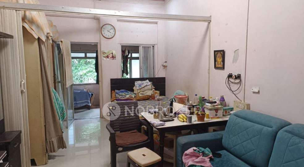 1 BHK Flat In Chhotani Building For Sale  In Lower Parel