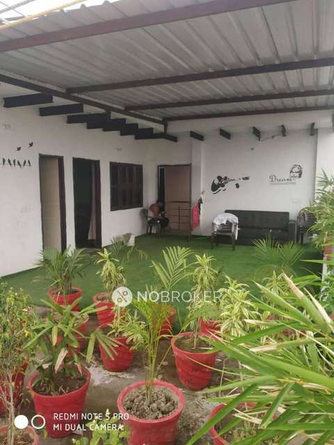 1 RK Flat for Rent  In Sector 38