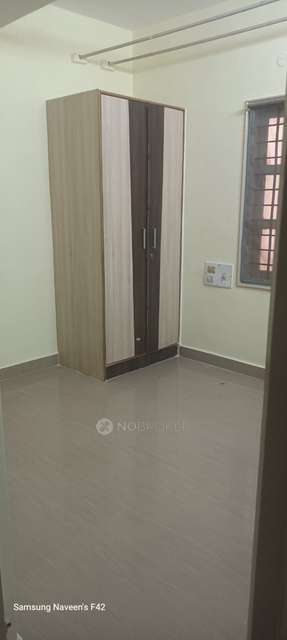 2 BHK House for Rent  In 662, B Main Rd