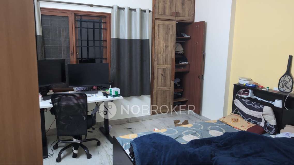 Single Room for Male In 3 BHK  In Samhita Square, Basavanagara In Basavanagara