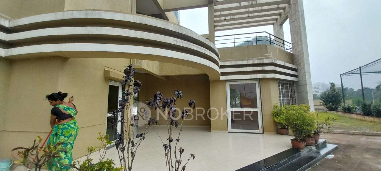 Shared Room for Male In 2 BHK  In Royal Mirage Society In Hinjawadi, 