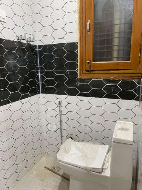 2 BHK Flat In Shanti Residency For Sale  In Phi Iv