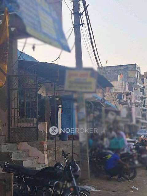 Shop in Sector - 106, Noida for Rent 