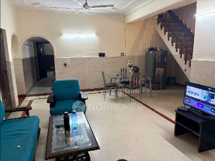 3 BHK House for Rent  In 392a, Block F, Carterpuri Village, Sector 23a, Gurugram, Haryana 122017, India