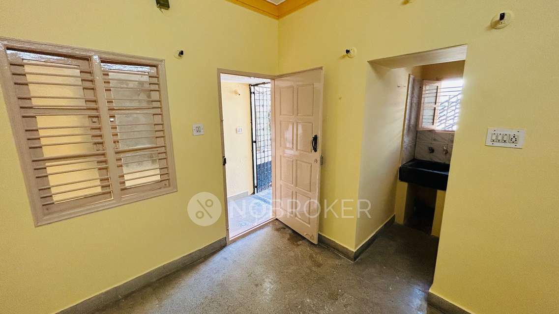 2 BHK Flat In Standlone Building for Rent  In Macon Infra