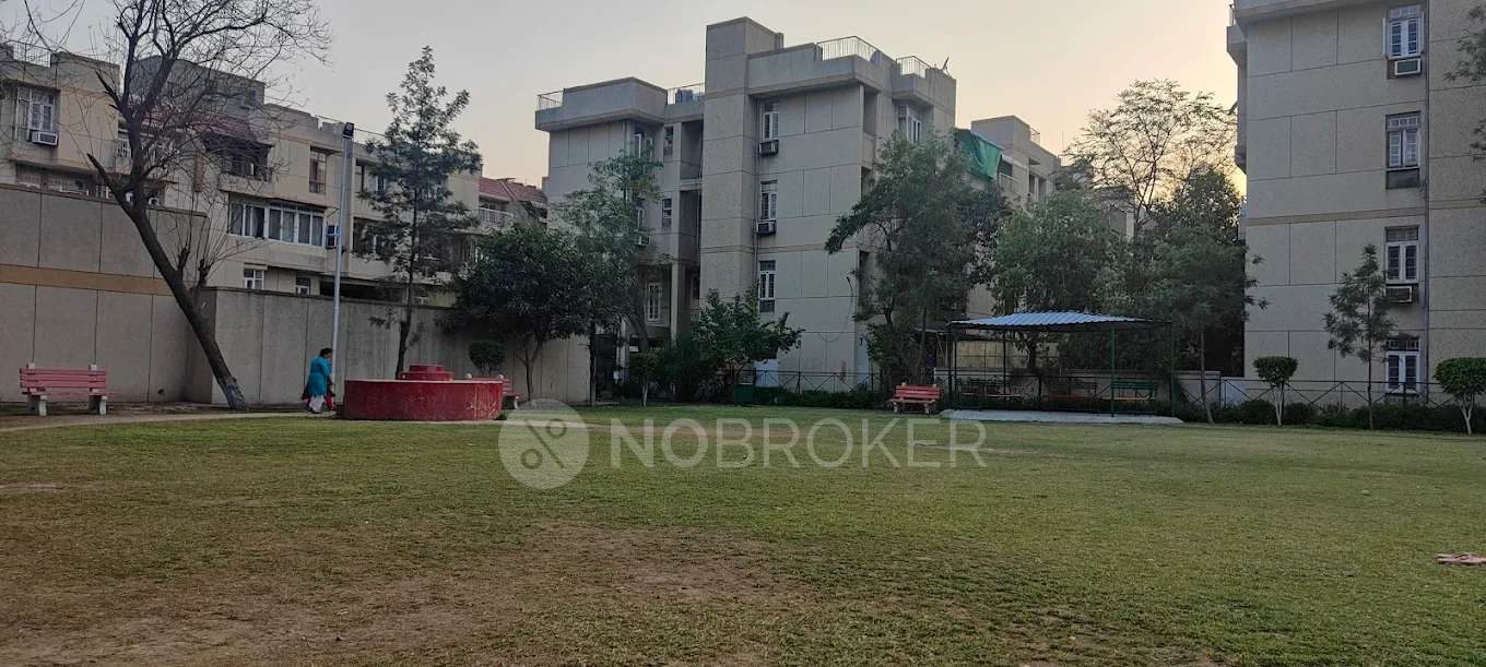 2 BHK Flat In Jal Vayu Vihar, Phi Ii for Rent  In Phi Ii