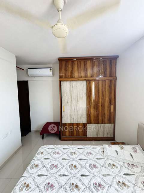 2 BHK Flat In Park Connect for Rent  In Pimpri-chinchwad