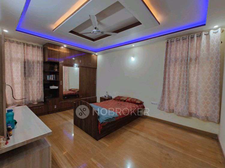 4 BHK House for Rent  In Brindavan Building
