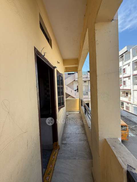 1 BHK Flat In Shalini Nilayam  for Rent  In Kukatpally