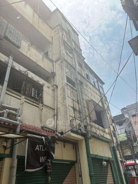 4+ BHK Flat In Standalone  Building For Sale  In Secunderabad Railway Station