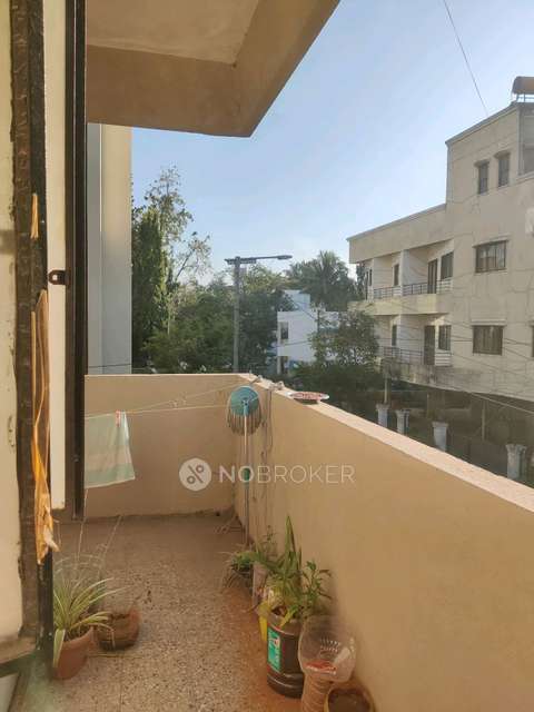 Shared Room for Female In 1 BHK  In Manas Apartment In Shivajinagar