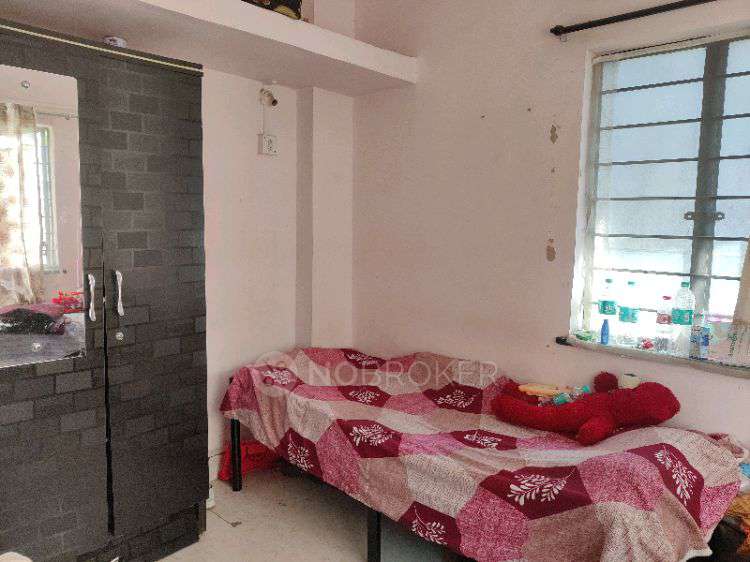 Shared Room for Female In 1 BHK  In Manas Apartment In Shivajinagar