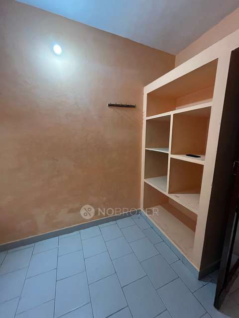 1 BHK Flat In Nynan Street For Sale  In Mylapore