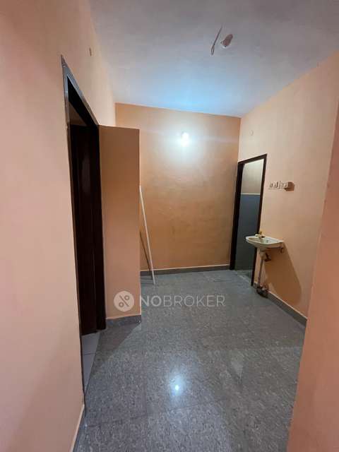 1 BHK Flat In Nynan Street For Sale  In Mylapore