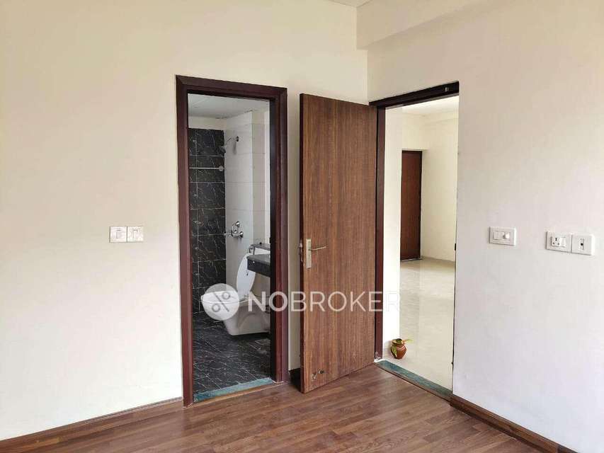 3 BHK Flat In Bptp Parkland Pride For Sale  In Sector 77