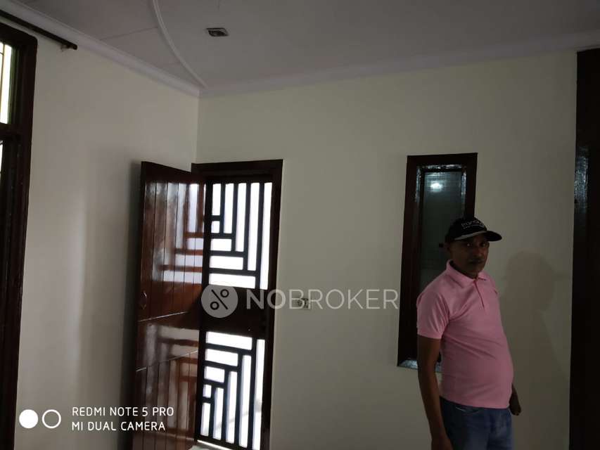 2 BHK Flat for Rent  In Plot 48, Gyan Khand 1
