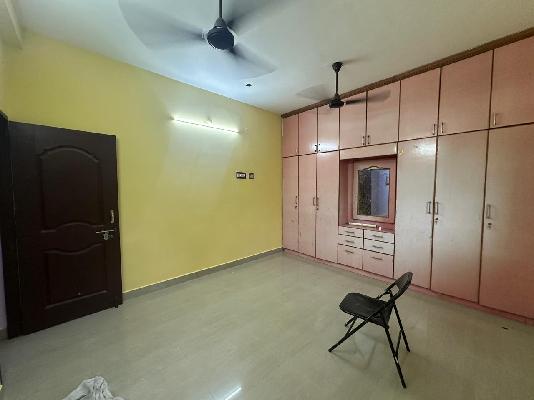 3 BHK Flat In Sree Saradha Apartment for Rent  In Sree Saradha Apartment