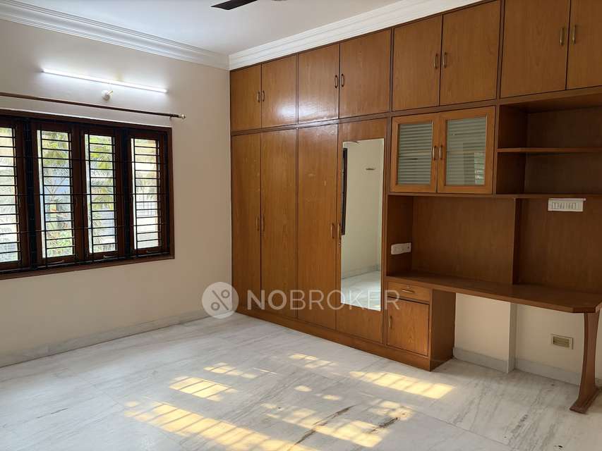 3 BHK Flat In Aditya Monarch For Sale  In Kondapur