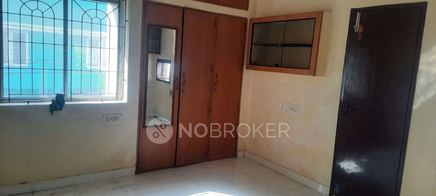 2 BHK Flat In Vadapalani for Rent  In 13440, Vadapalani, Chennai, Tamil Nadu 600026, India