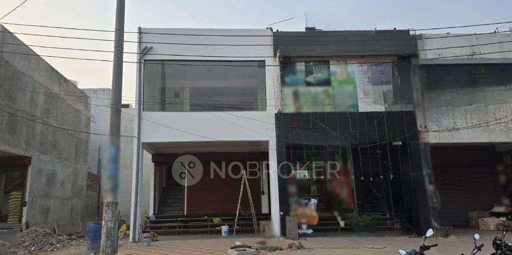 Showroom in Huda Market Sector 46, Gurgaon for Rent 
