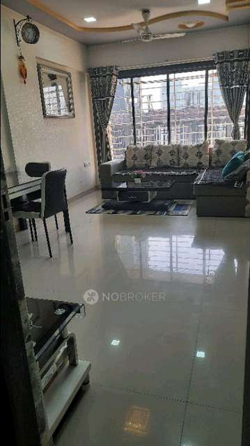 2 BHK Flat In Darshana  For Sale  In Nadiyawala Colony 2, Malad West