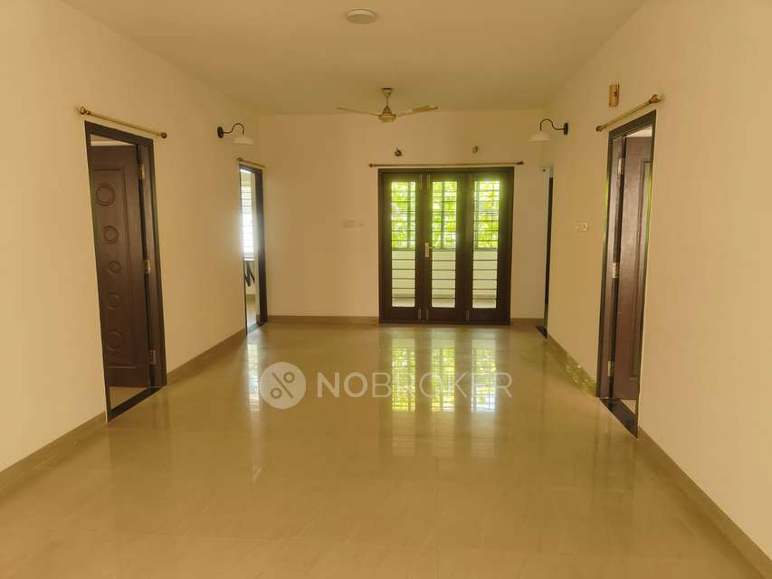 3 BHK Flat In Sri Krishna Apartments For Sale  In Royapettah