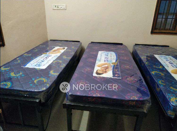 PG for Girls in Karapakkam
