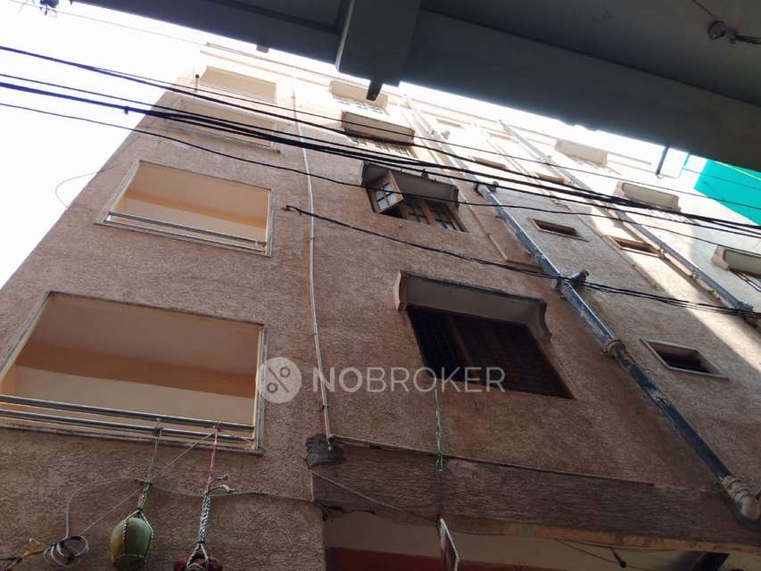 4+ BHK Flat For Sale  In Osmangunj