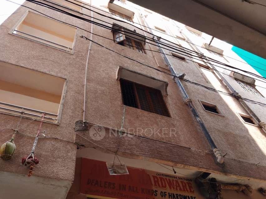 4+ BHK Flat For Sale  In Osmangunj