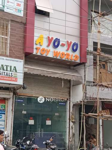 Showroom in New Industrial Town, Faridabad for sale 