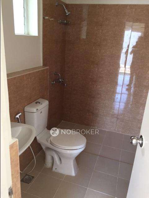 2 BHK Flat In Dlf Woodland Heights For Sale  In Jigani