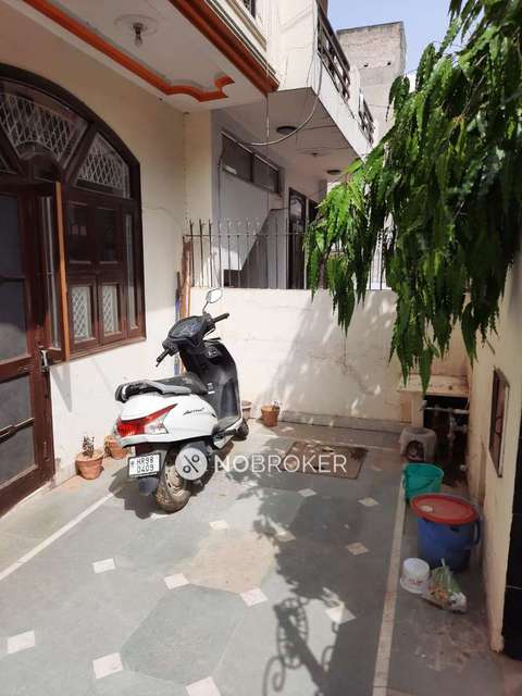 1 RK House for Rent  In Sector 46