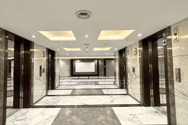 Office Space in Trade Centre Bkc, Mumbai for Rent 